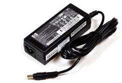 Compaq 338136-001 AC Power Adapter 65-watt